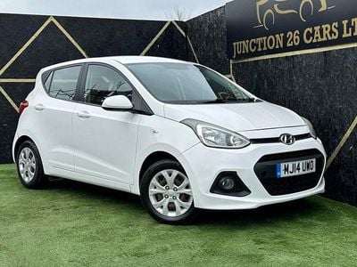 Used Hyundai i10 SE 67 HP (49 kW) 2014 White Hatchback