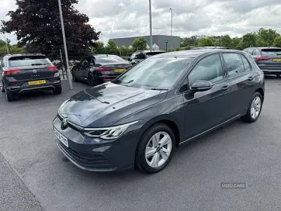 Used VW Golf VIII Life 130 HP (95 kW) 2024 Grey Hatchback
