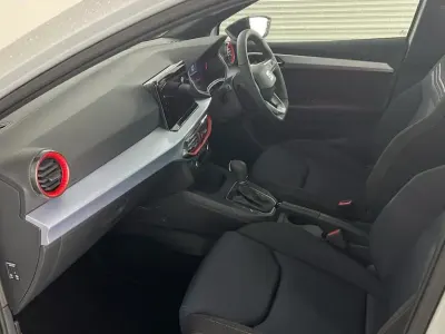 New Seat Ibiza FR 115 HP (84 kW) 2025 White Hatchback