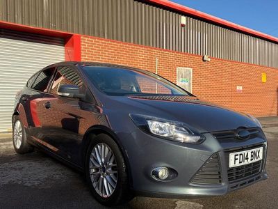 Used Ford Focus Zetec 115 HP (84 kW) 2014 Grey Hatchback