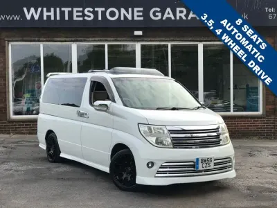 Used Nissan Elgrand S 2006 White MPV