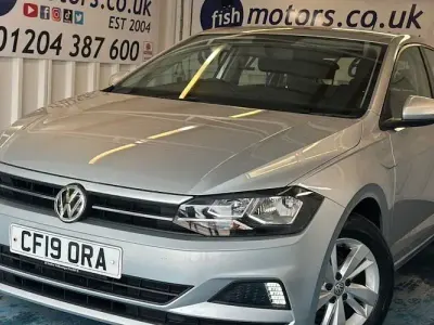 Used VW Polo SE 65 HP (47 kW) 2019 Silver Hatchback