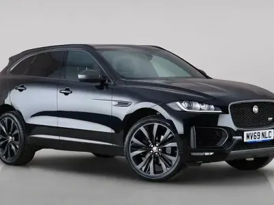 Used Jaguar F-Pace S 300 HP (220 kW) 2019 Black SUV