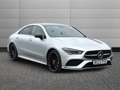 Begagnad Mercedes CLA200 AMG Line Premium Plus 163 HK (119 kW) 2023 Silver Sportkupé