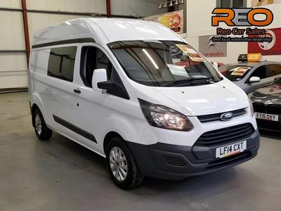 White Used 2014 Ford Transit Custom Van | £13,495 (Expensive)