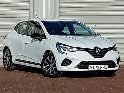 Used Renault Clio V Evolution 145 HP (106 kW) 2022 White Hatchback