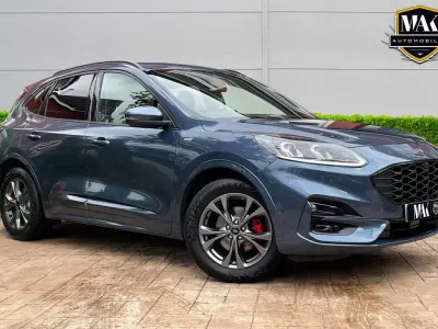 Begagnad Ford Kuga ST-Line 120 HK (88 kW) 2022 Blå SUV