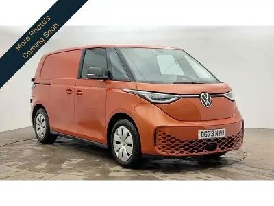 Usado VW ID. Buzz 150 kW (204 HP) 2023 Laranja Monovolume
