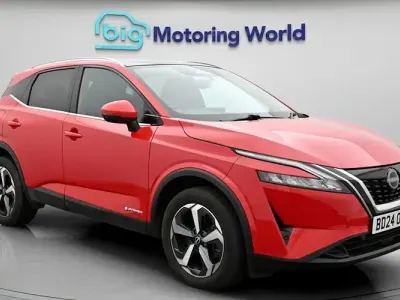 Used Nissan Qashqai N-Connecta 190 HP (139 kW) 2023 Red SUV