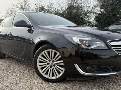 Used Vauxhall Insignia 140 HP (102 kW) 2015 Hatchback