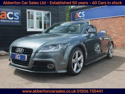 Begagnad Audi TT S-Line 160 HK (117 kW) 2013 Grå Sportkupé