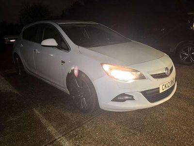 White Used 2012 Vauxhall Astra SRi Hatchback | £2,495 (Fair price)