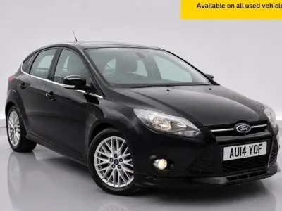 Begagnad Ford Focus Zetec 115 HK (84 kW) 2014 Svart Halvkombi