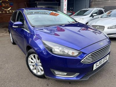 Begagnad Ford Focus Titanium 120 HK (88 kW) 2016 Blå Halvkombi