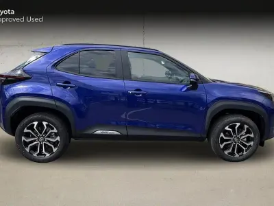 New Toyota Yaris Cross Design 2026 Blue SUV