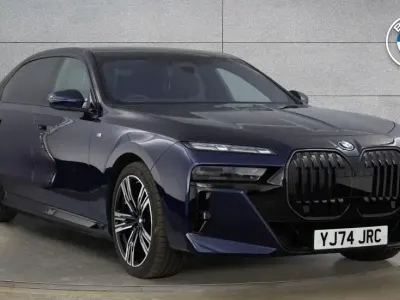 Used BMW 750e M Sport 482 HP (354 kW) 2025 Blue Sedan