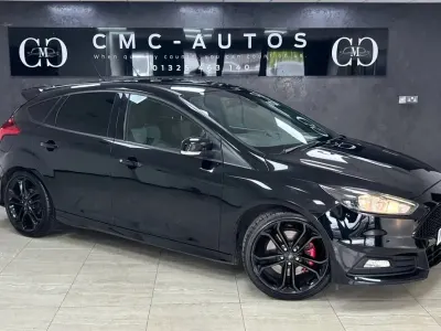Used Ford Focus ST 250 HP (183 kW) 2017 Black Hatchback