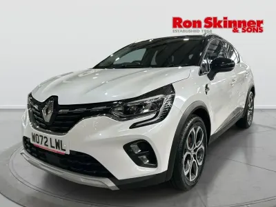 Used Renault Captur Techno 2023 White and black SUV