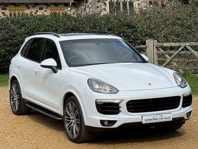 Used Porsche Cayenne 385 HP (283 kW) 2016 White SUV