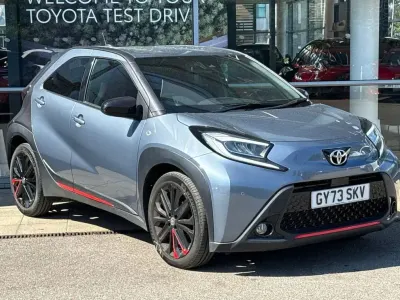 Used Toyota Aygo X 72 HP (52 kW) 2023 Grey SUV
