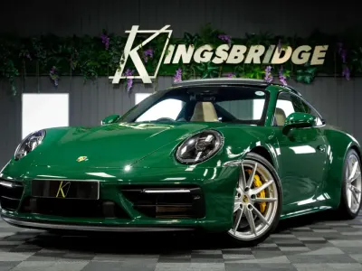 Usado Porsche 911 Carrera GTS 473 HP (347 kW) 2023 Verde Coupé