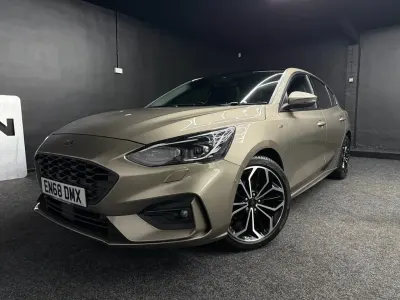 Used Ford Focus ST-Line X 150 HP (110 kW) 2018 Silver Hatchback