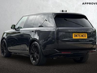 Używany Land Rover Range Rover S 300 KM (220 kW) 2025 Szary SUV