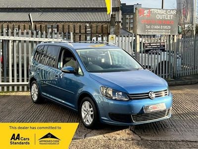 Blue Used 2014 VW Touran SE MPV | £7,399 (Fair price)
