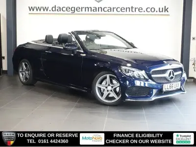 Usado Mercedes C220 AMG line 170 HP (125 kW) 2017 Azul Cabrios