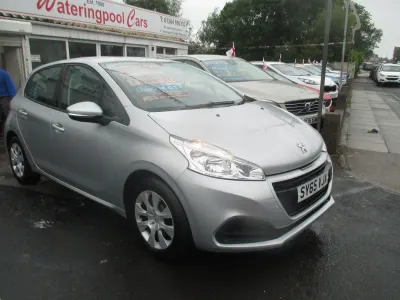 Used Peugeot 208 Access 68 HP (50 kW) 2015 Silver Hatchback
