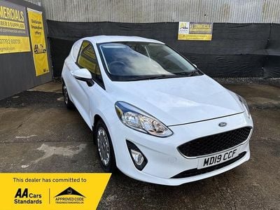 Used Ford Fiesta 2019 White Van
