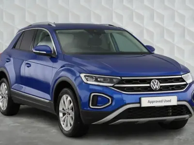 Used VW T-Roc Style 150 HP (110 kW) 2025 Blue SUV