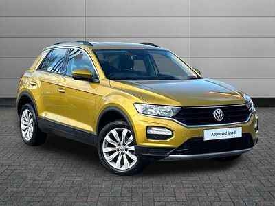 Usado VW T-Roc SE 115 HP (84 kW) 2020 Amarelo SUV