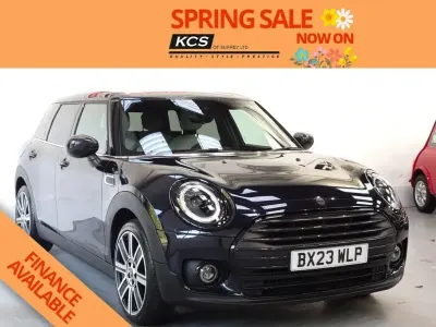 Używany Mini Cooper Clubman Exclusive 136 KM (100 kW) 2023 Niebieski Kombi