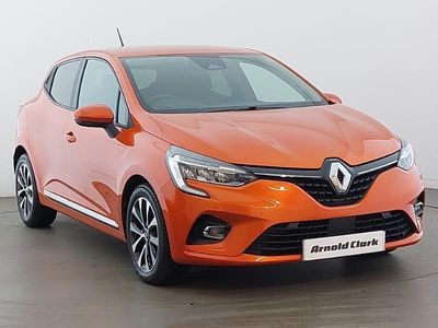 Używany Renault Clio V Iconic 100 KM (73 kW) 2020 Pomarańczowy Hatchback