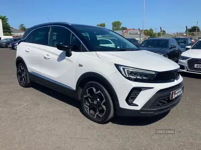 Used Vauxhall Crossland Ultimate 110 HP (80 kW) 2022 White SUV