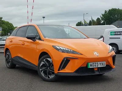Used MG MG4 EV Trophy 149 kW (203 HP) 2023 Orange Hatchback