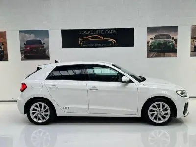 Used Audi A1 Sportback Sport 116 HP (85 kW) 2019 White Hatchback