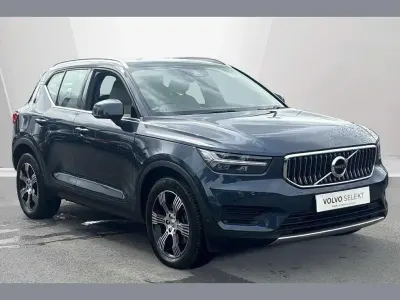 Used Volvo XC40 Inscription 194 HP (142 kW) 2021 Blue SUV