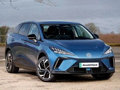 New MG MG4 EV 180 kW (245 HP) 2026 Green Hatchback