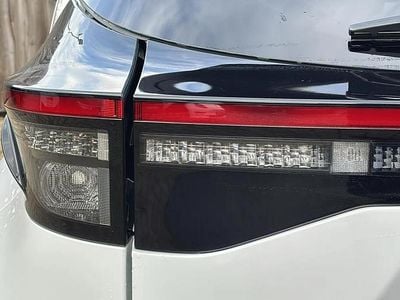 White Used 2023 Toyota Yaris Cross Design SUV | £19,499 (Good price)