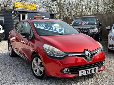 Used Renault Clio IV Dynamique 90 HP (66 kW) 2013 Red Hatchback