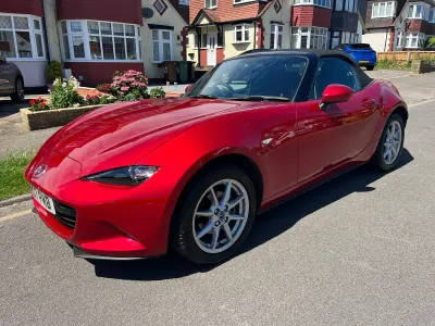 Used Mazda MX5 131 HP (96 kW) 2017 Red Cabriolet