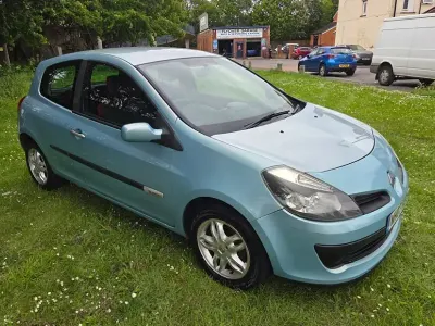 Used Renault Clio Rip Curl 2007 Hatchback