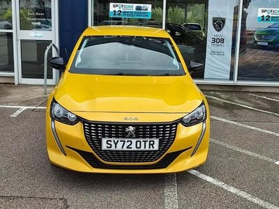Used Peugeot 208 Allure+ 101 HP (74 kW) 2022 Yellow Hatchback