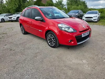 Used Renault Clio GT-Line 88 HP (64 kW) 2012 Red Estate
