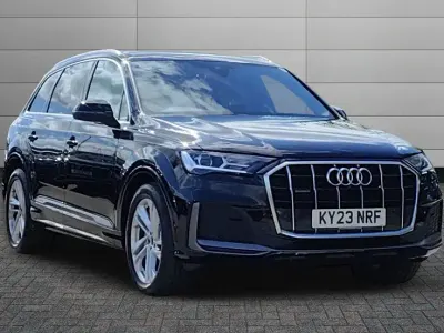 Used Audi Q7 S-Line 286 HP (210 kW) 2023 Black SUV