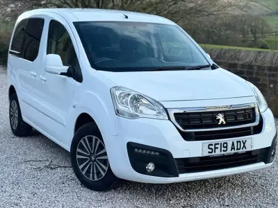 Second-hand Peugeot Partner Active 75 CP (55 kW) 2019 Monovolum
