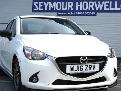Used Mazda 2 Inclusive 90 HP (66 kW) 2015 White Hatchback