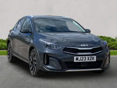 Usado Kia XCeed 158 HP (116 kW) 2023 Cinzento SUV